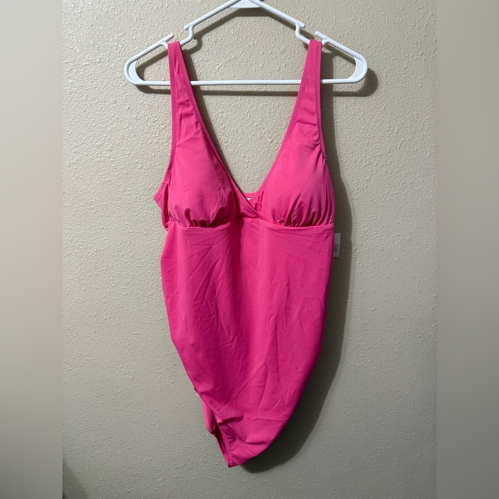 Amazon Essentials Women’s NWT Pink One Piece Bikini Bathing Suit XL